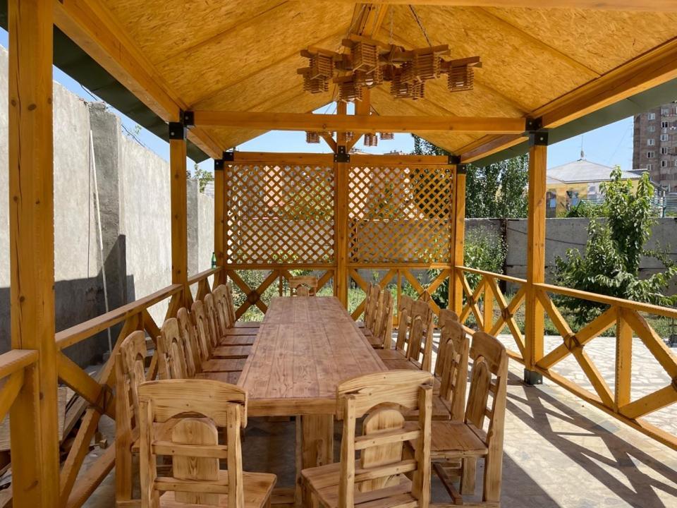 Golden Seconds Hotel Γιερεβάν Εξωτερικό φωτογραφία