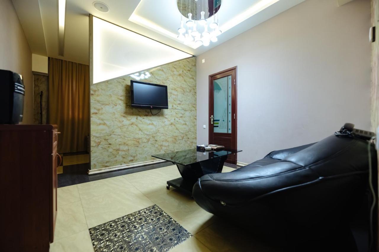 Golden Seconds Hotel Γιερεβάν Εξωτερικό φωτογραφία