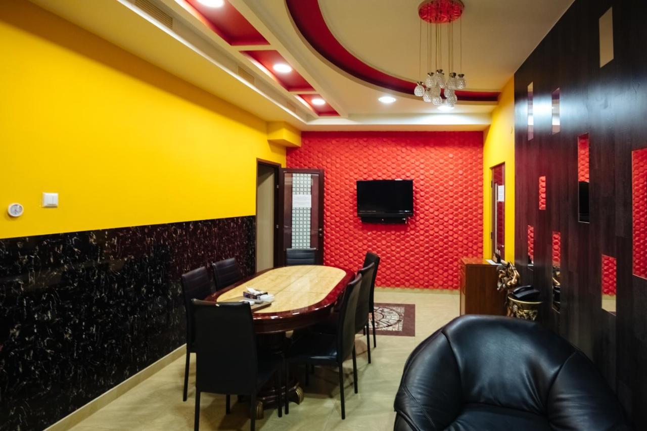 Golden Seconds Hotel Γιερεβάν Εξωτερικό φωτογραφία