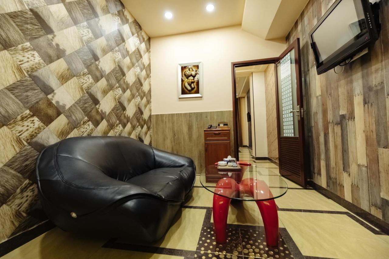 Golden Seconds Hotel Γιερεβάν Εξωτερικό φωτογραφία