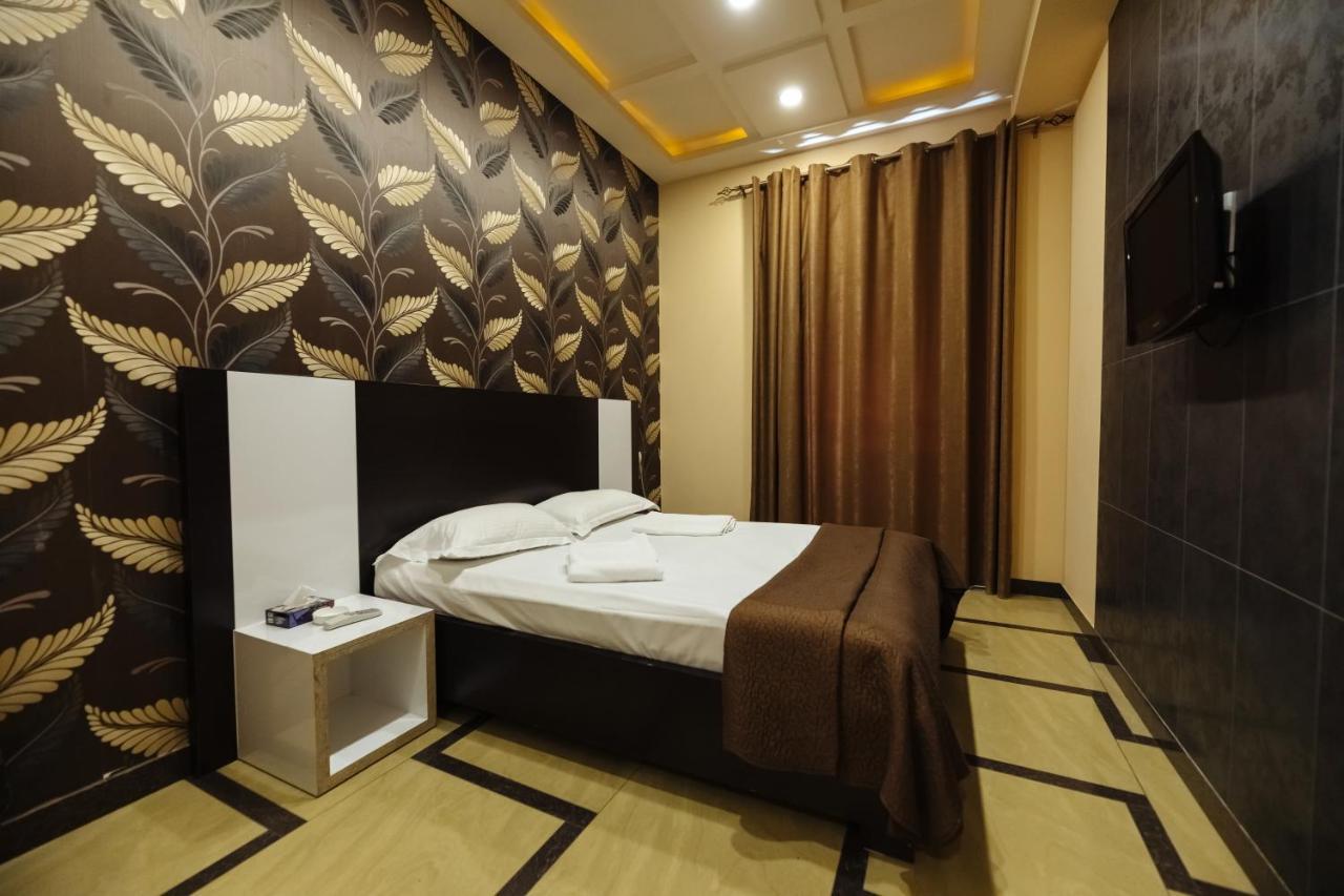 Golden Seconds Hotel Γιερεβάν Εξωτερικό φωτογραφία