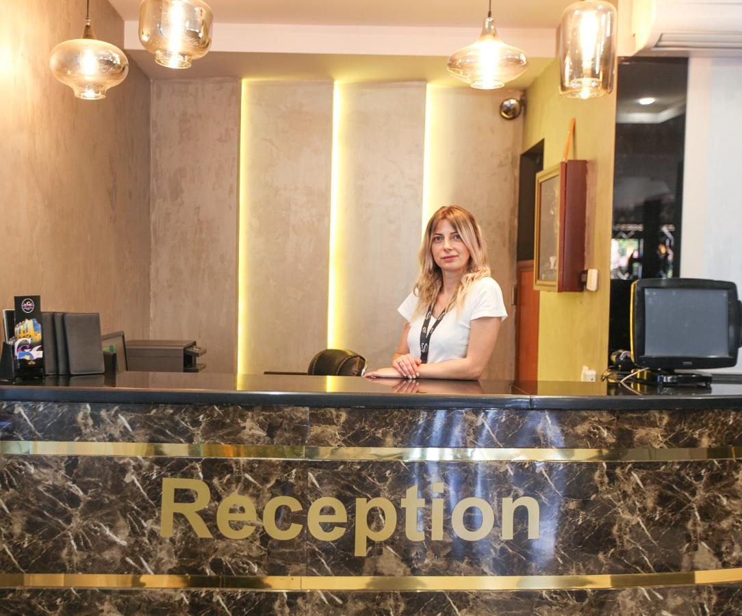 Golden Seconds Hotel Γιερεβάν Εξωτερικό φωτογραφία