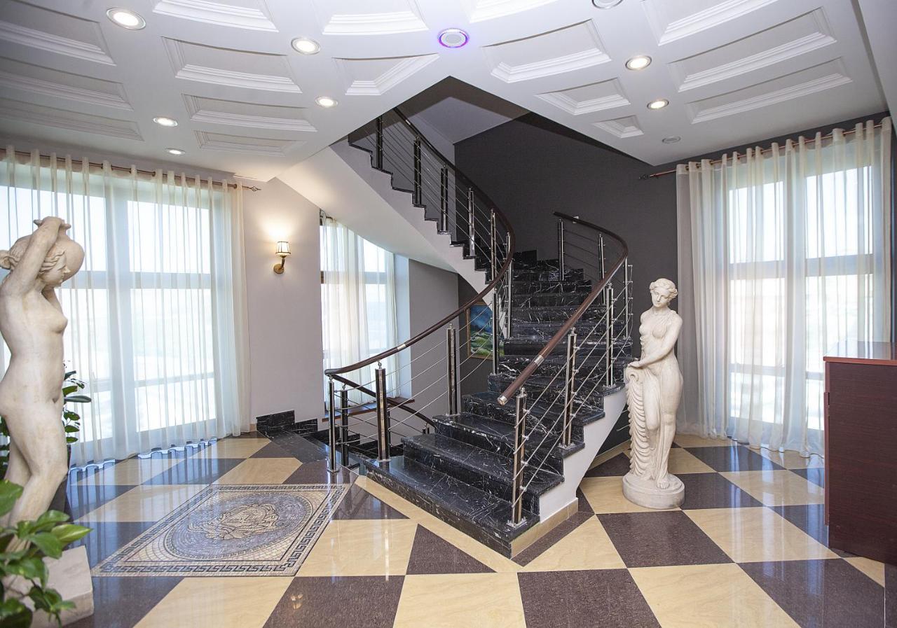Golden Seconds Hotel Γιερεβάν Εξωτερικό φωτογραφία