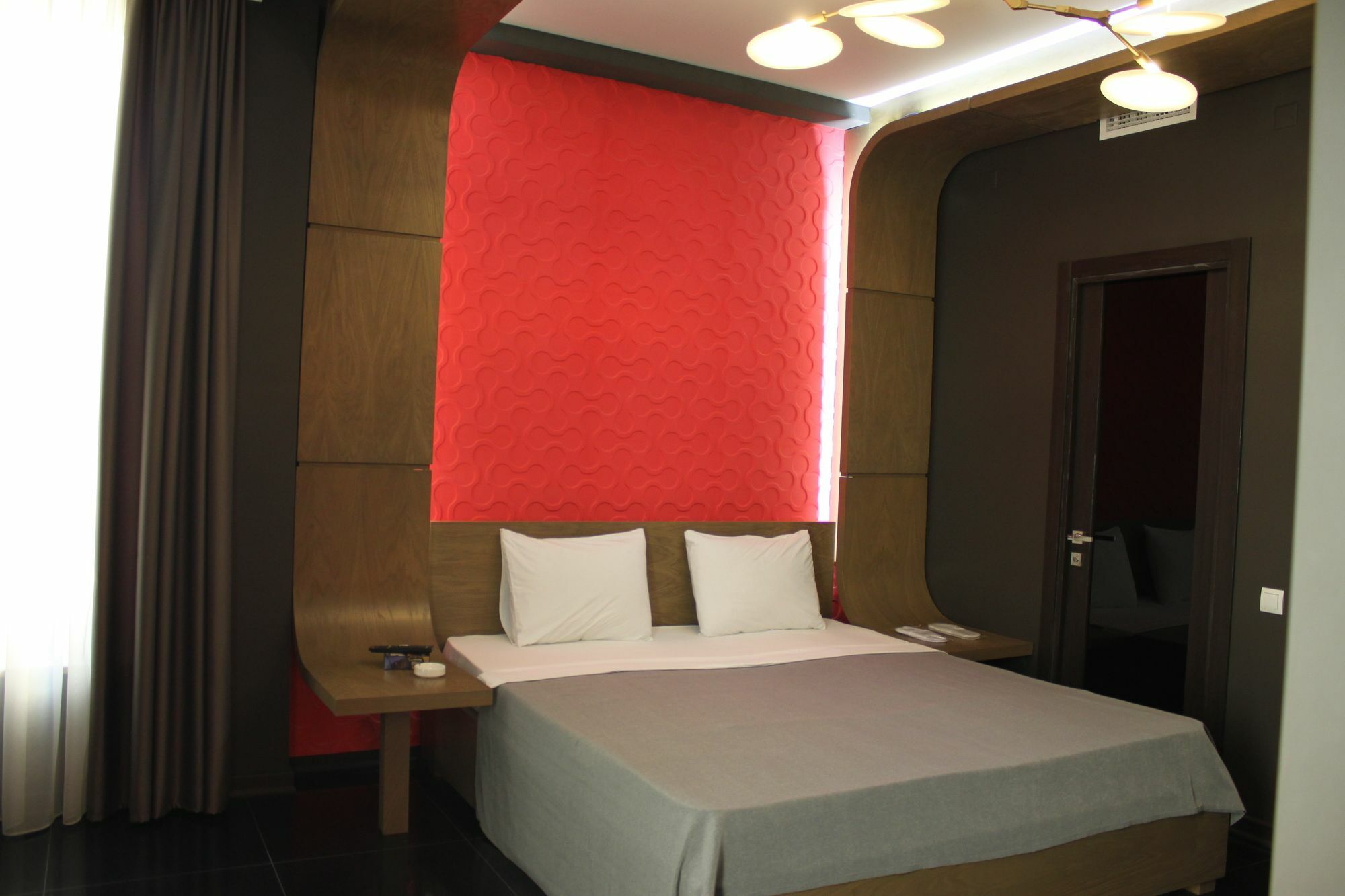 Golden Seconds Hotel Γιερεβάν Εξωτερικό φωτογραφία